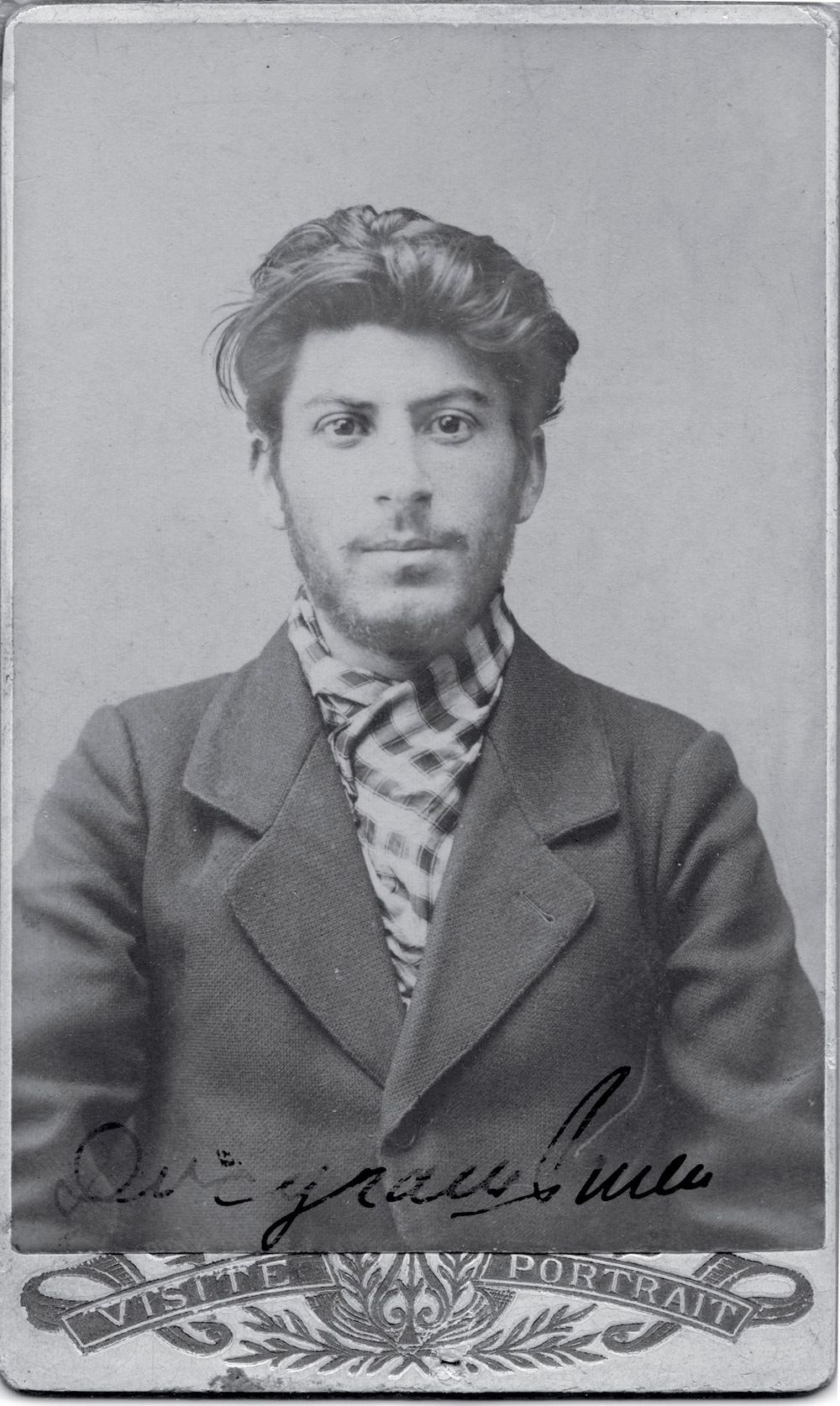 Josif Stalin - Kipua ja kärsimystä